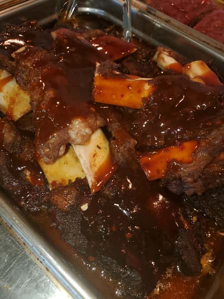 Oxtails Meal Served w/ 3 sides