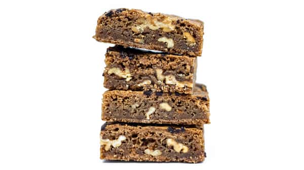 1 Toffee Walnut Blondie