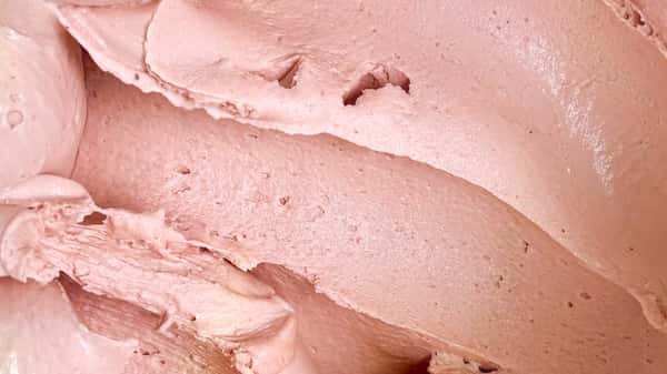 Specialty Pint: Strawberry Rhubarb