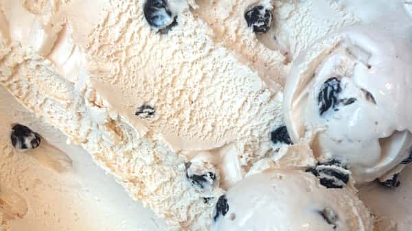 Specialty Pint: Rum Raisin