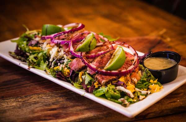 Seared Tuna Salad