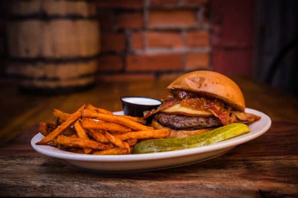 Gouda Bacon Burger