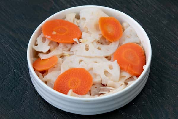 Pickled Lotus, Carrot  涼拌蓮藕