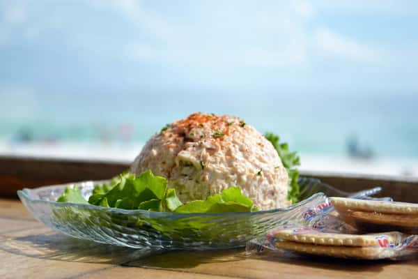Serving up a little protein between sets! 🏐🐟
The Boardwalk is proud to be a venue host for this year’s Fud’s Volleyball Tournament on Okaloosa Island! Whether you’re competing on the sand or cheering from the sidelines, fuel up with our award-winning Smoked Tuna Dip and enjoy all the action along the beach. ☀️