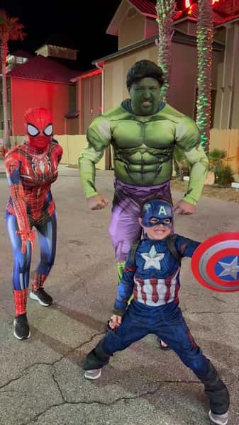 The 11th Annual Tricks & Treasures is taking over The Boardwalk on Okaloosa Island on October 31 from 5–8 PM! 🍬
Bring the whole family for trick-or-treating, live entertainment, games, costume contests, and plenty of spooky fun.
Save the date and we’ll see you there! 🕸️✨