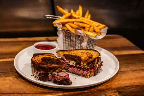 Corned Beef Reuben