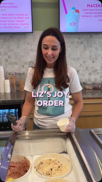 Find out our owner Liz’s personal Joy order! 
 
A scoop (or two 🤭) of lavender fluff ice cream, topped with house-made lemon curd, and a lavender macaron. 

Would you try Liz’s order? ⬇️