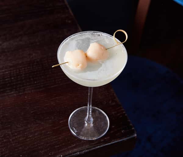 cocktail beverage