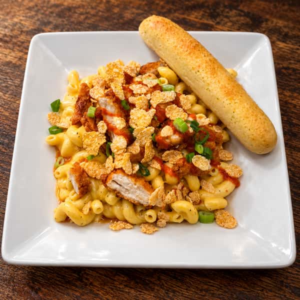 NASHVILLE HOT HONEY MAC & CHEESE