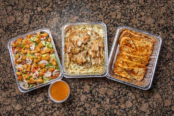 Alfredo Family Feast