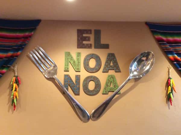 El Noa Noa sign on the wall