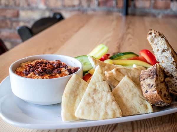 hummus plate