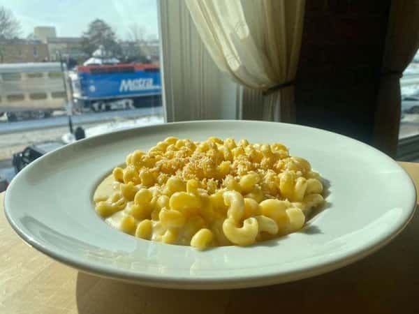 Mac and Cheese Entree