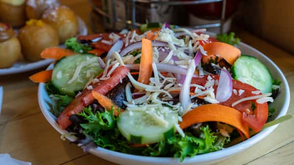 VEGGIE SALAD