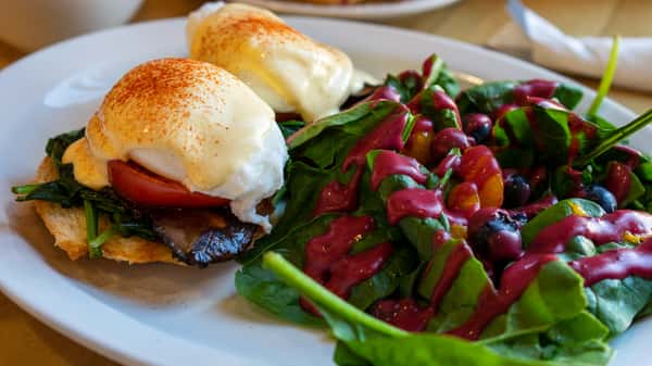 VEGGIE BENEDICT