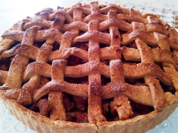 homemade cherry pie