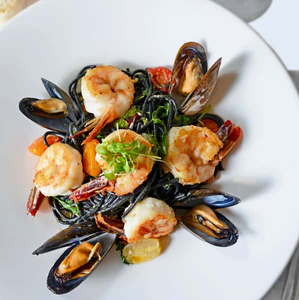Shrimp and Mussels