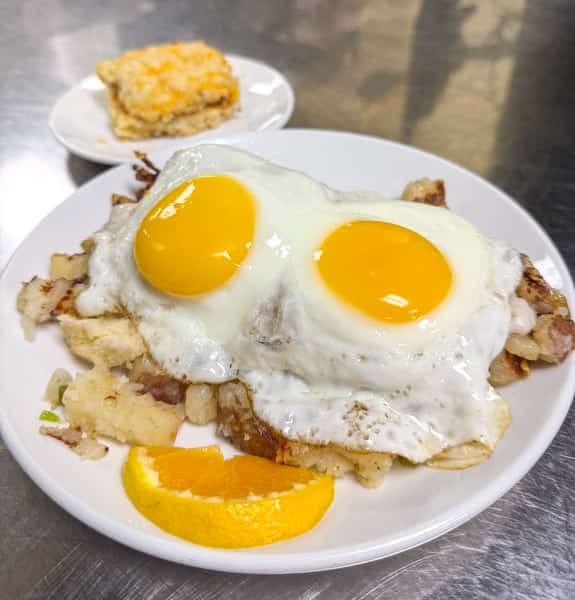 Train Wreck (Egg , potato, biscuit & gravy combo)