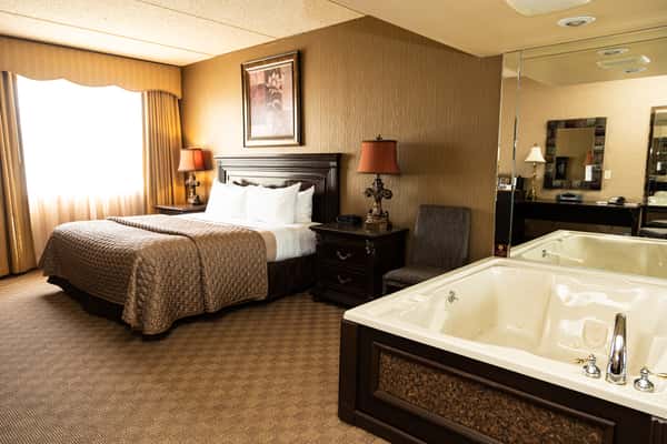 room with Jacuzzi