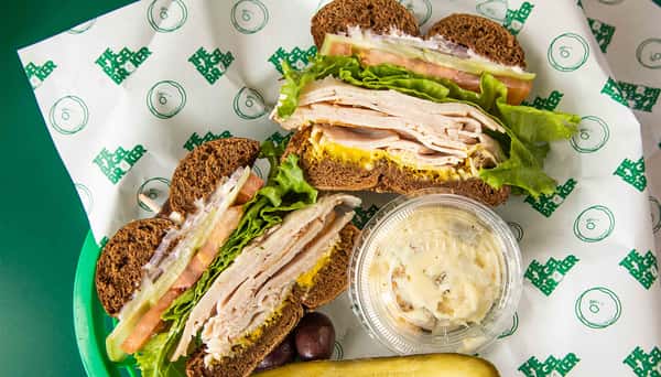 BAGEL SANDWICH - TURKEY BREAST