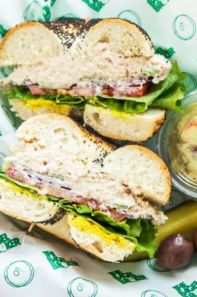 bagel sandwich