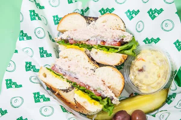 BAGEL SANDWICH - CHICKEN SALAD