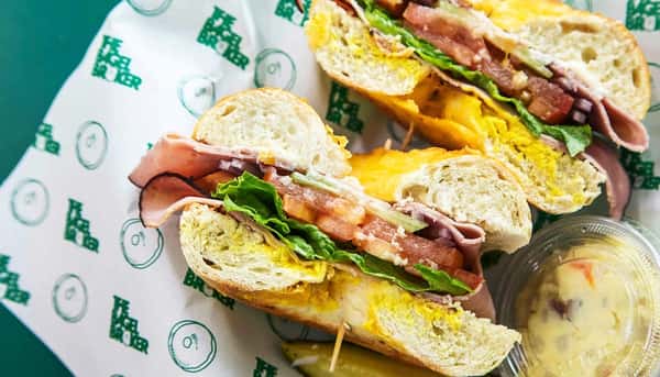 BAGEL SANDWICH - TURKEY PASTRAMI