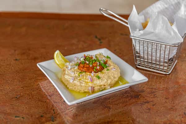 HUMMUS