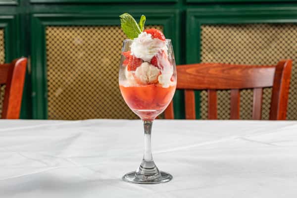 Strawberry Romanoff