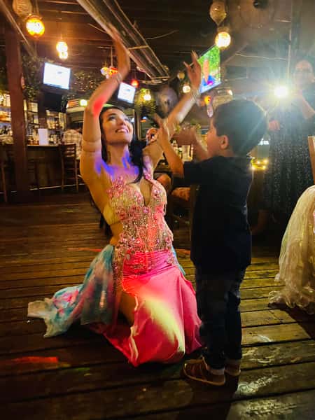 Belly dancer