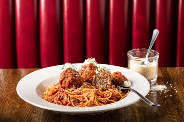 Spaghetti & Meatballs