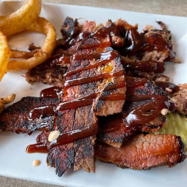*Texas Smokehouse Beef Brisket and Pulled Pork BBQ Platter