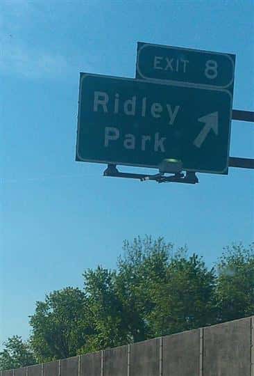 Exit 8 sign of Ridley Park