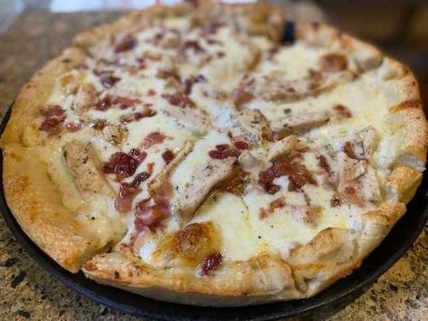 Chicken Alfredo Pizza
