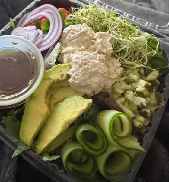 1/2 Tuna Salad