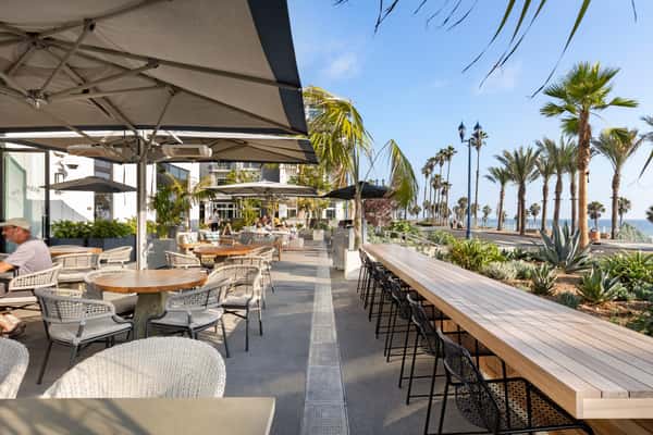 Outdoor dining and ocean view