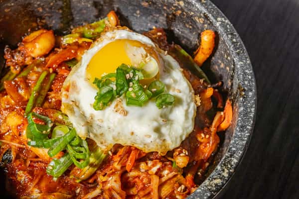 Seafood Dolsot Bibimbop