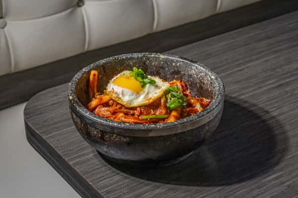 Seafood Dolsot Bibimbop