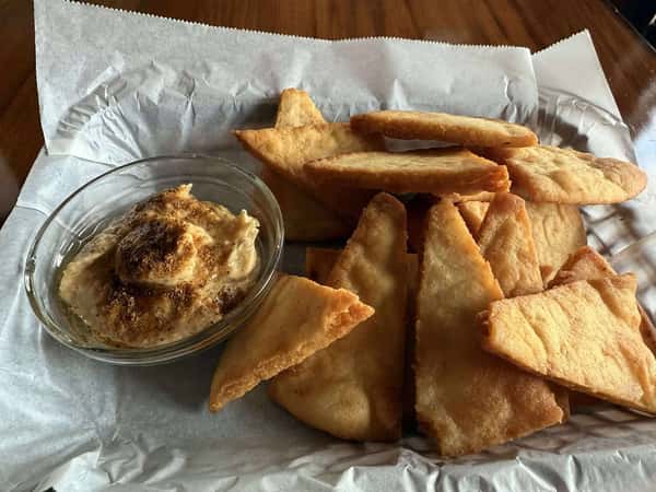 Pita Chips with Aioli Dip