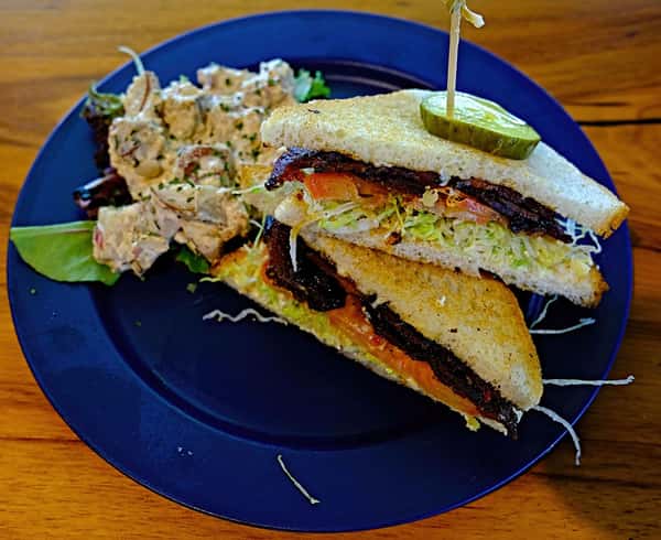 BLT