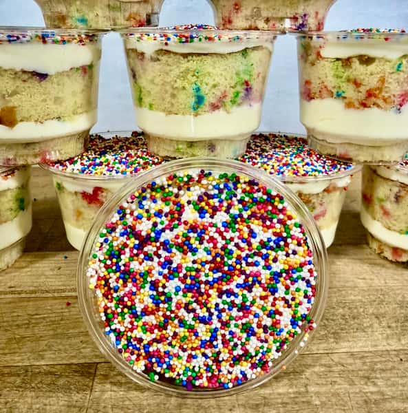 NEW!!! Viral "Dot" Cake in a Cup!