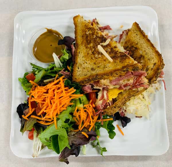 SPECIALReuben Sandwich