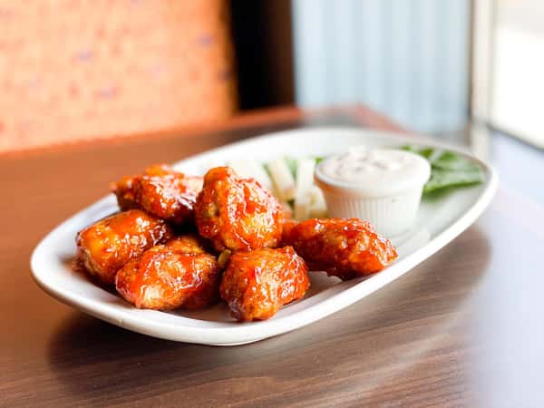 Lago Boneless Wings