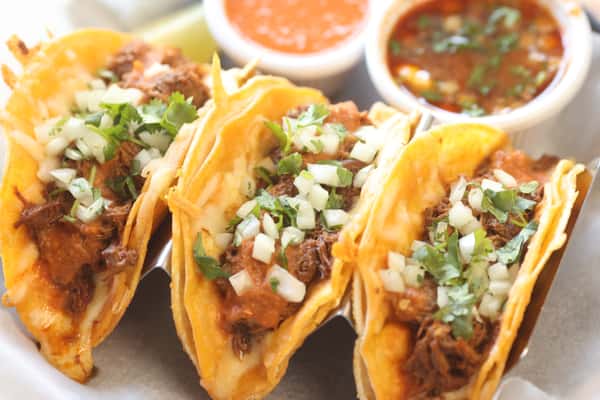 LagoTacos_BirriaTacos