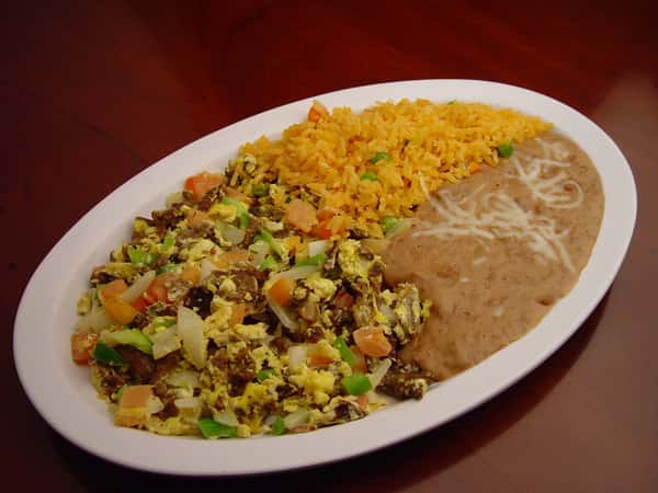 Huevos Con Carne Asada