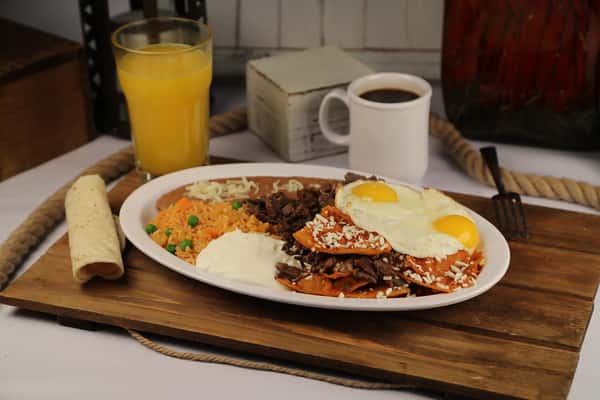 16. Chilaquiles Con Huevo