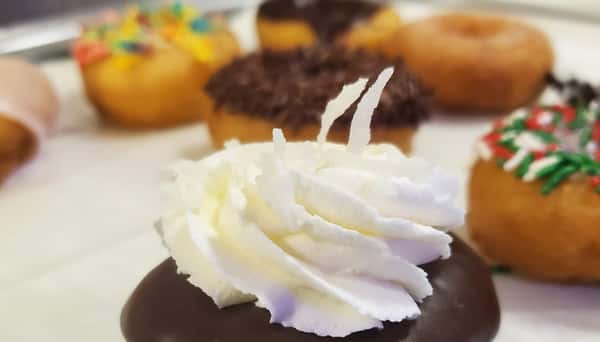 3 DONUTS
