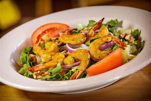 salad with cooked shrimp