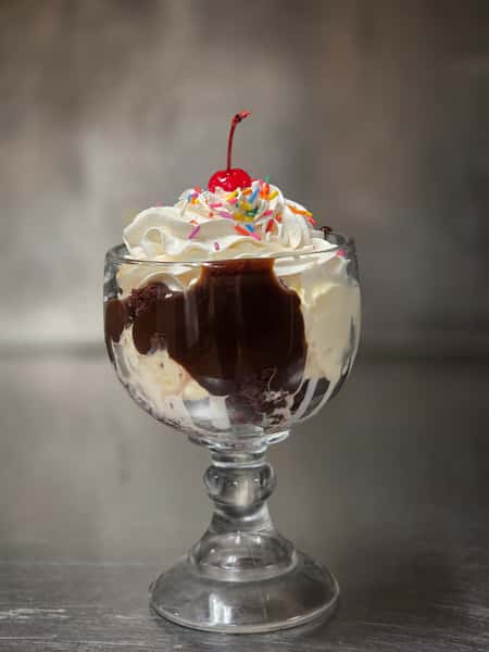 Fred's Famous Hot Fudge Cake