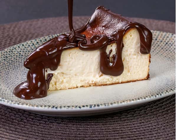 San Sebastian Cheescake